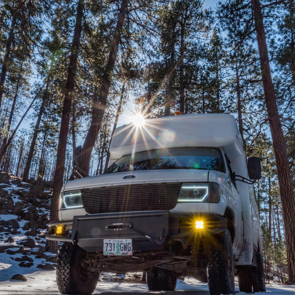 Van Front Bumper Kit - Embark - MOVE Bumpers